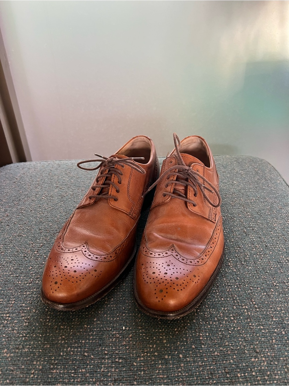 Men's Tan Leather Wingtip Dress Shoes - Classic Lace-Up Loafers